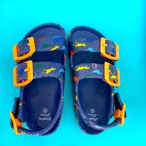 Kids dino sandals